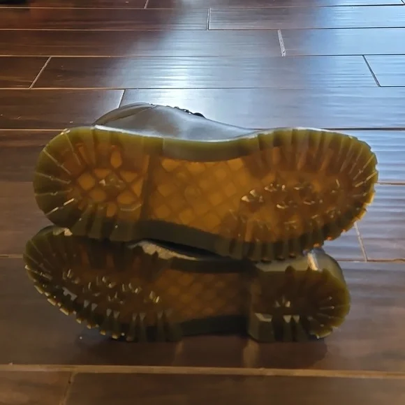 DR. Martens Faora Boots NWOT Sz USL 9 - Picture 2 of 10